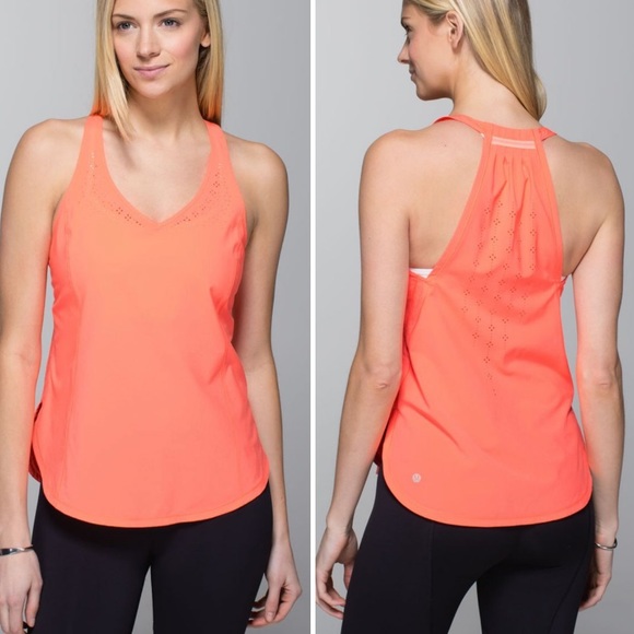 lululemon athletica Tops - Lululemon In A Flash Singlet Very Light Flare Tank